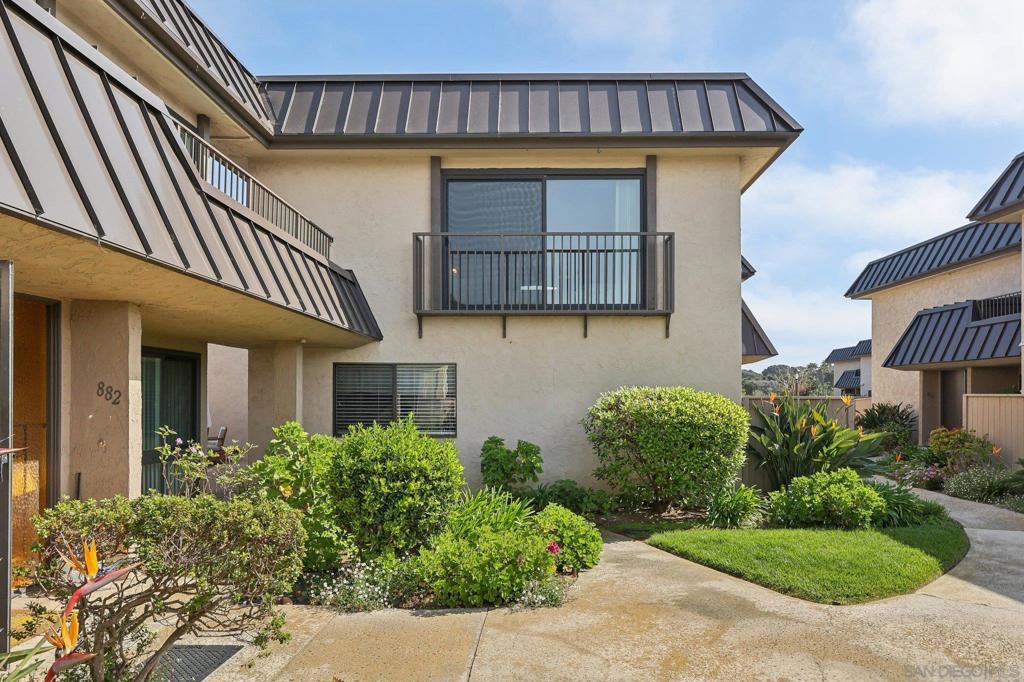 872 S Sierra Ave