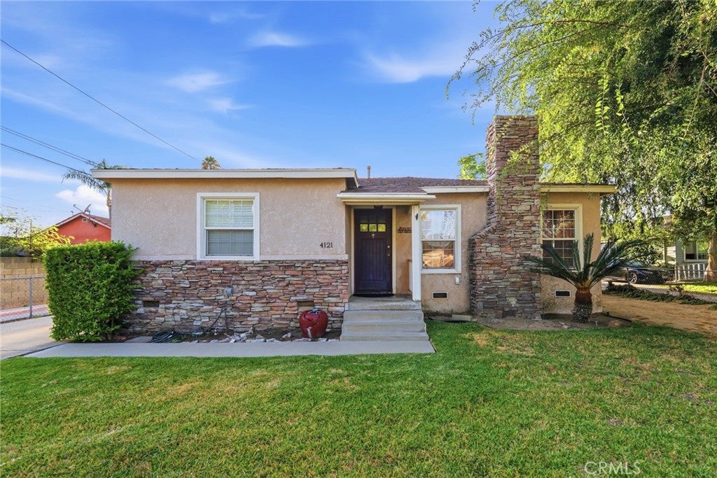 4121 Amistad Ave
