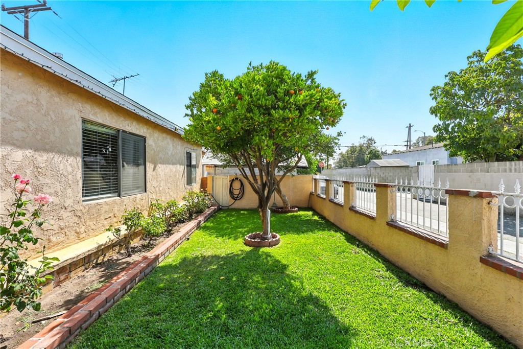 111 W 213th Place