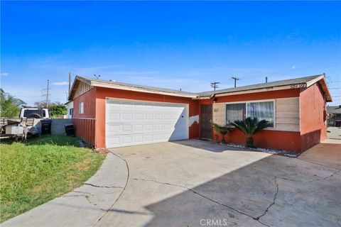 Photo of 5124 E 59th Pl Pl, Maywood, CA 90270 (MLS # DW26066400)