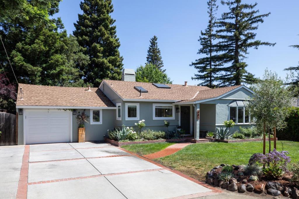 481 San Luis Avenue