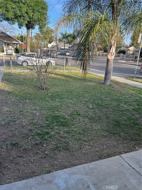 3393 Eucalyptus Avenue Riverside CA 92507