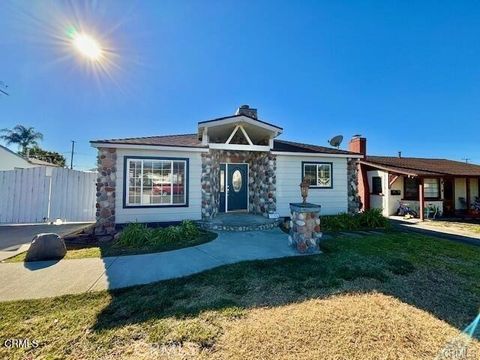 Tiny photo for 3750 Mound Ave, Ventura, CA 93003 (MLS # SR26014208)