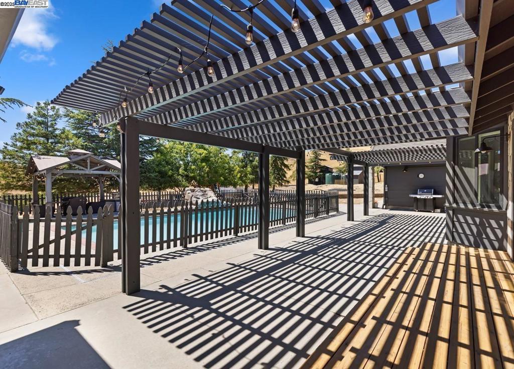 LIVERMORE - Residential