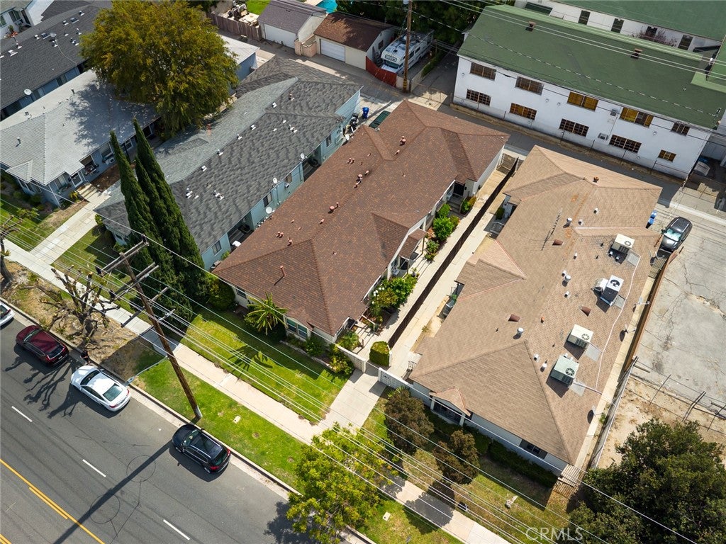 1820 N Hollywood