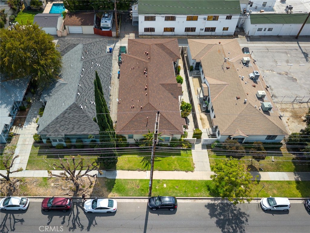 1820 N Hollywood