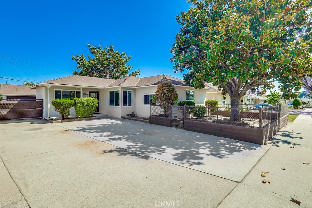 This beautifully remodeled home in a desirable area of the City of whittier seamlessly blends modern luxury with comfort and style. Featuring a bright and spacious floor plan, the home has been thoughtfully upgraded with luxurious finishes and stylish details throughout. Fresh paint and new laminate flooring with elegant baseboards throughout the entire property, creating a cohesive and contemporary feel. The kitchen features sleek quartz countertops, a chic subway tile backsplash, a farmhouse sink, custom cabinetry, and brand new stainless steel appliances. Cozy living room offers recessed lighting and elegant laminate flooring throughout, creating a warm and inviting ambiance. Fully renovated bathrooms with new vanity and walk-in shower. Step outside to a large backyard with plenty of space for entertaining, gardening and recreation. The detached garage offers potential for future ADU conversion. Convenient location, close to schools, shopping and restaurants. This property offers the perfect blend of indoor luxury and outdoor relaxation. It’s a must-see for anyone seeking a modern home with an entertainer’s touch!