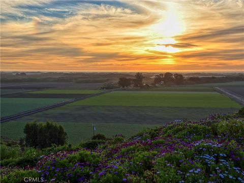 Tiny photo for 2861 Mesa Alta Ln, Arroyo Grande, CA 93420 (MLS # PI26067283)