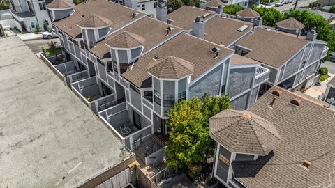 Tiny photo for 2021 Carnegie Lane #Apt 7, Redondo Beach, CA 90278 (MLS # NDP2508451)