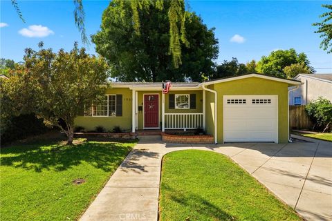 Photo of 1933 W Jacaranda PL, Fullerton, CA 92833 (MLS # OC26118822)