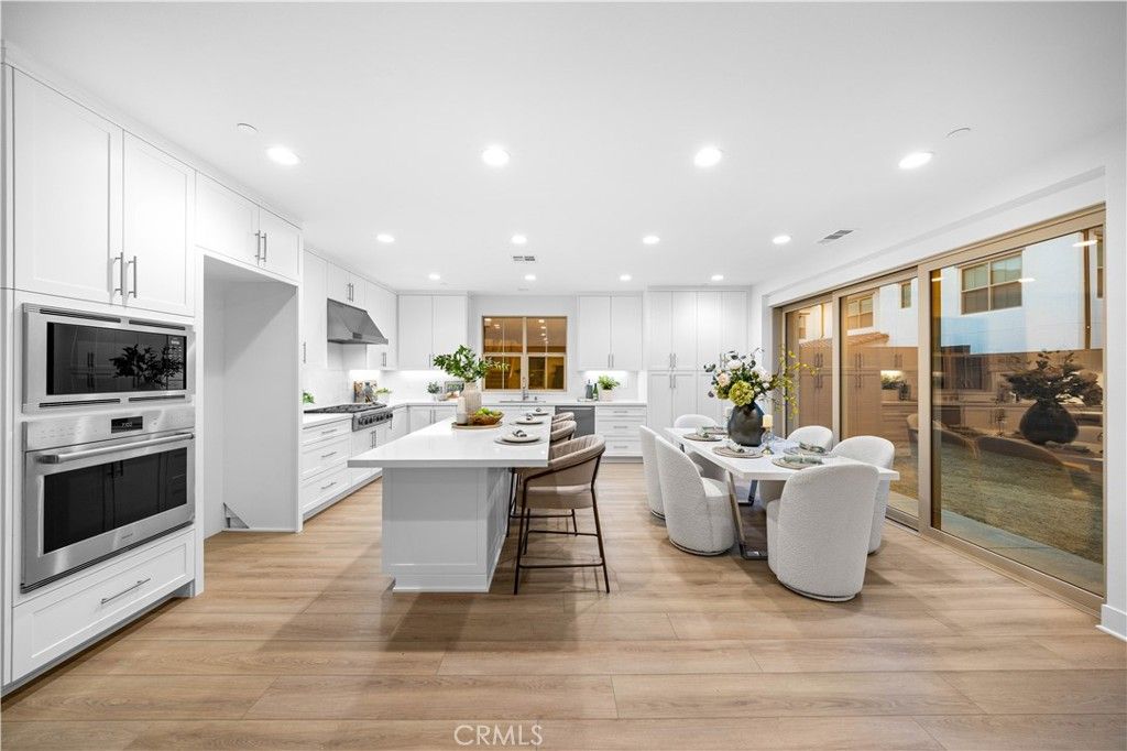 listing image 130721033315458053825