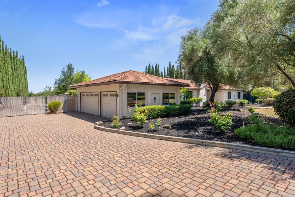 19675 Montauk Drive