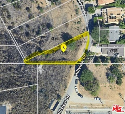 Photo of 0 Hillview Dr, Malibu, CA 90265 (MLS # 25617041)