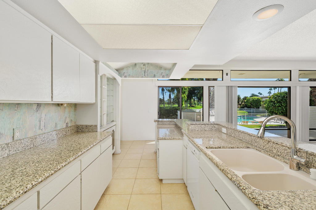 Casas De Bermudas - Residential