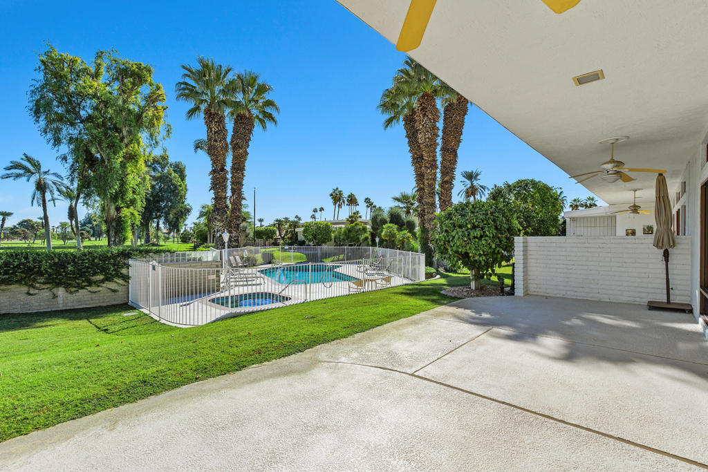 Casas De Bermudas - Residential