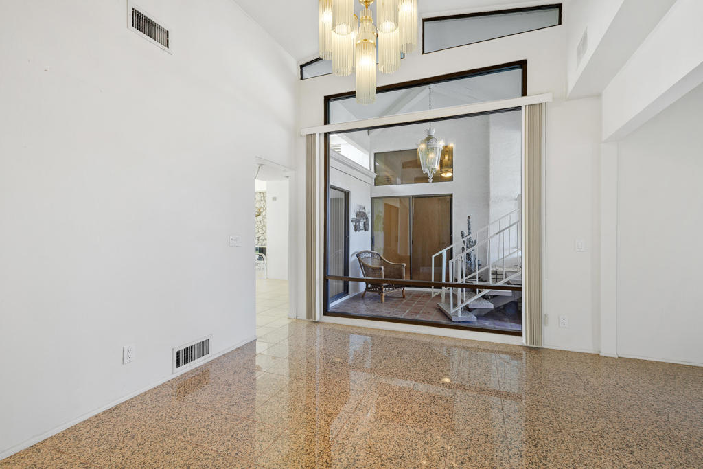 Casas De Bermudas - Residential