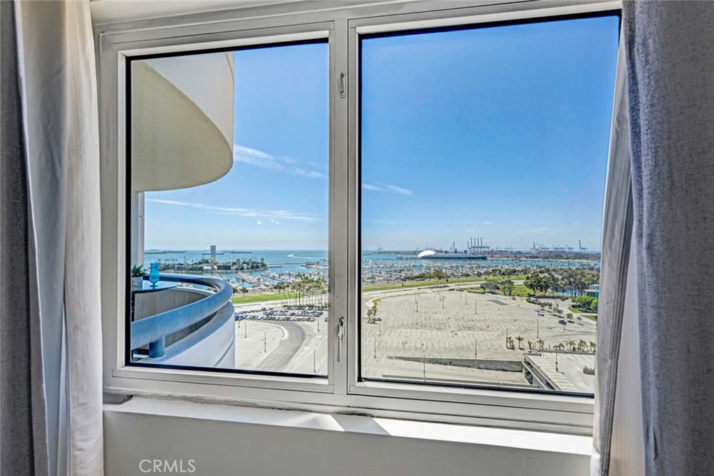 Harbor Place Tower - Residential Lease