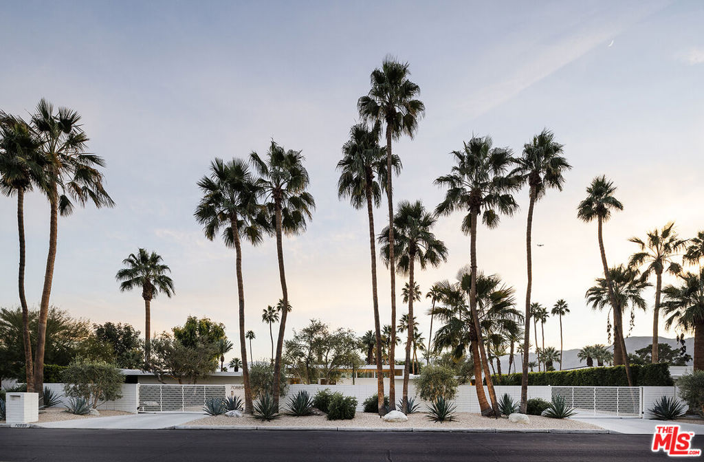 Tamarisk C.C. - Residential