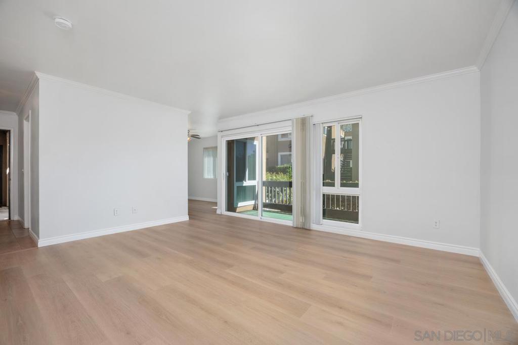 17199 W Bernardo Dr 104