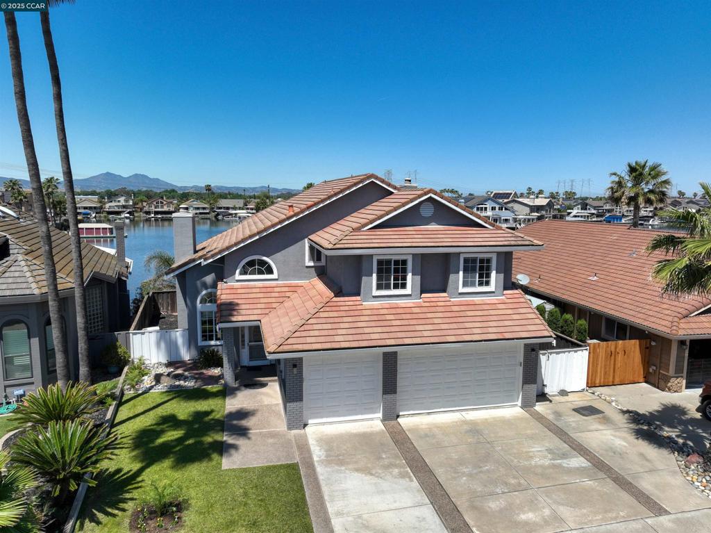 DELTA WATERFRONT ACCESS - Residential