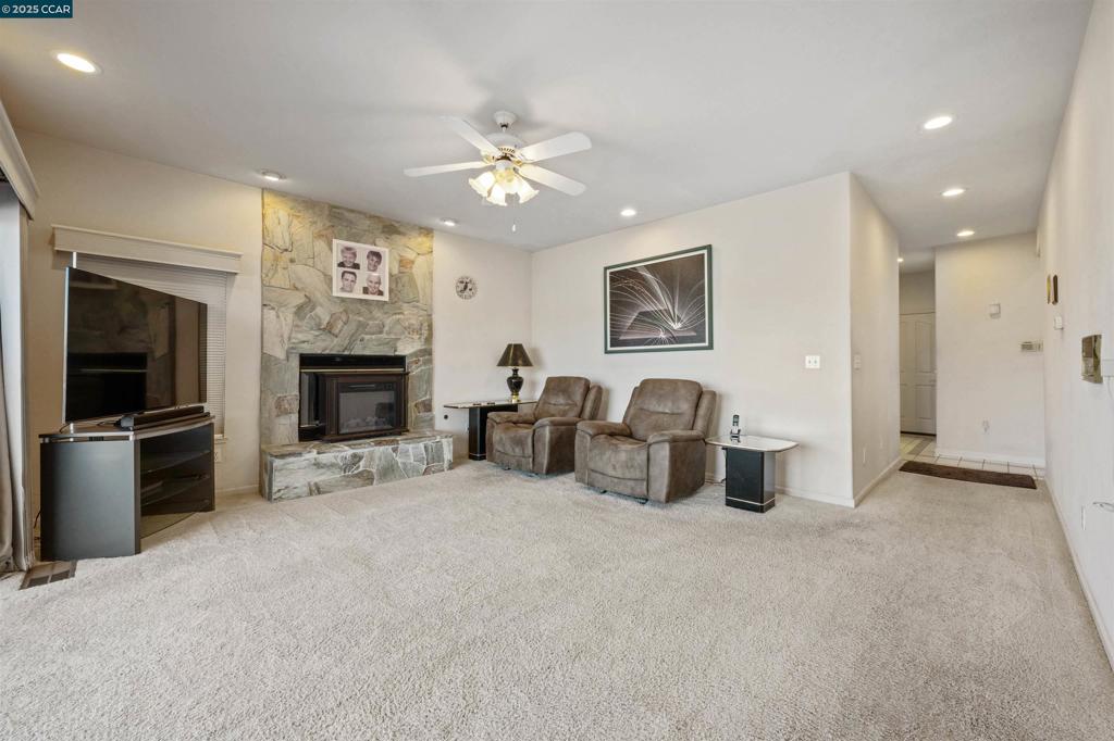 DELTA WATERFRONT ACCESS - Residential