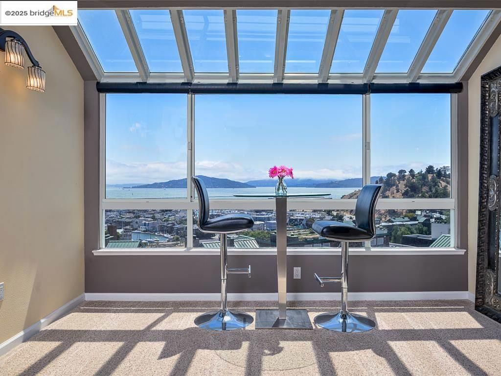 Photo of 1400 Pinnacle Ct #317, Richmond, CA 94801 (MLS # 41115274)