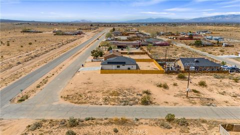 Photo of 0 Redwood Blvd & Julliard St, California City, CA 93505 (MLS # SR25097464)