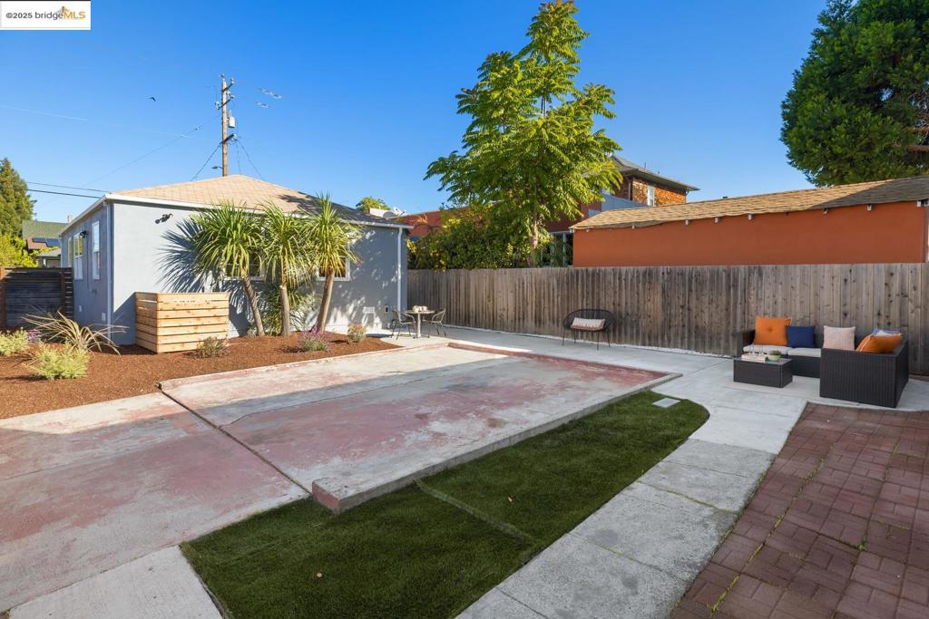 CENTRAL BERKELEY - Residential