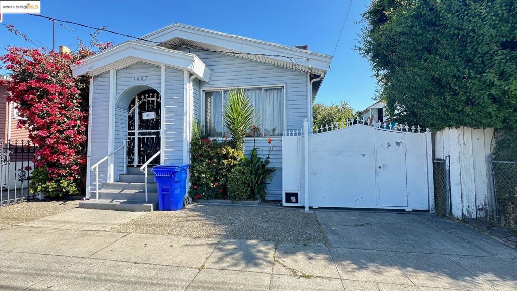 Properties 1 1827 Barrett Avenue