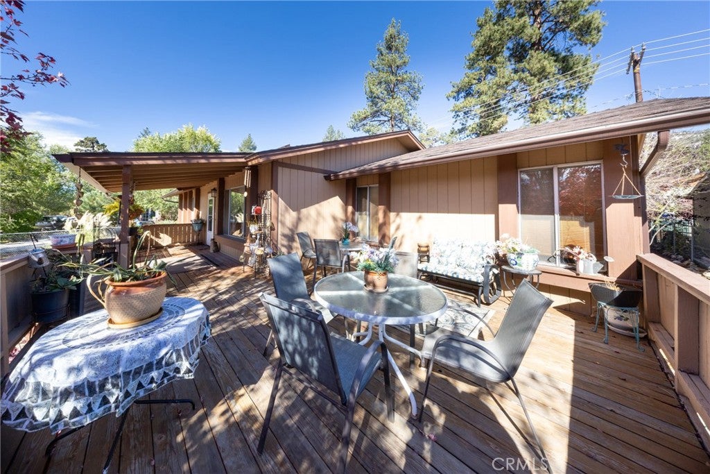 1025 W North Shore