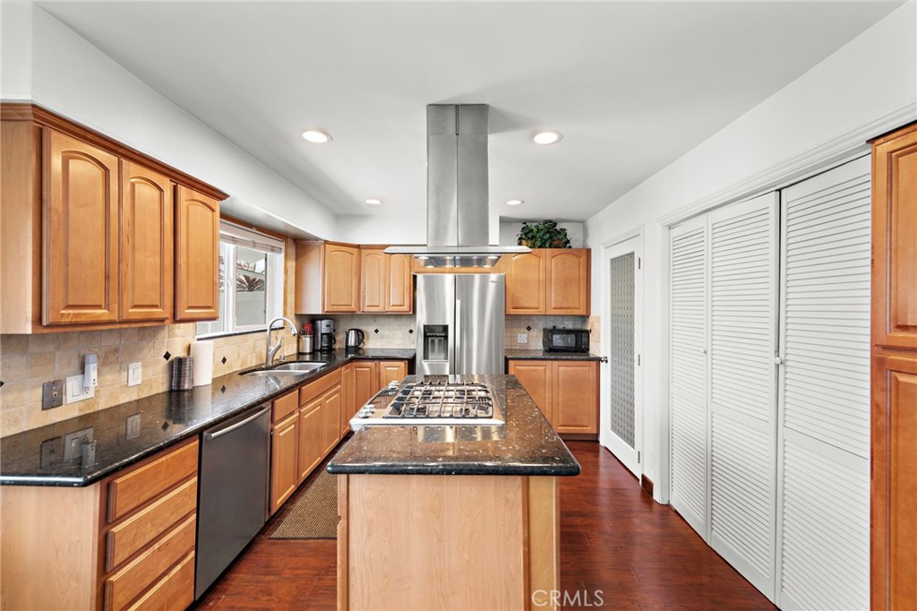 202 Avenida Monterey