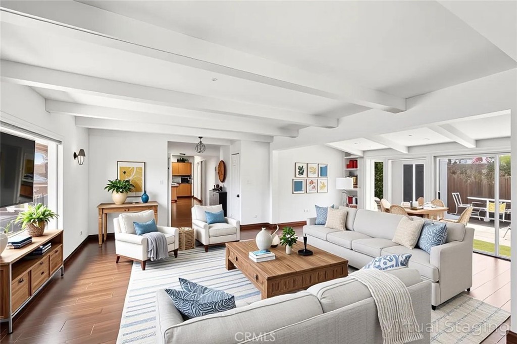 202 Avenida Monterey