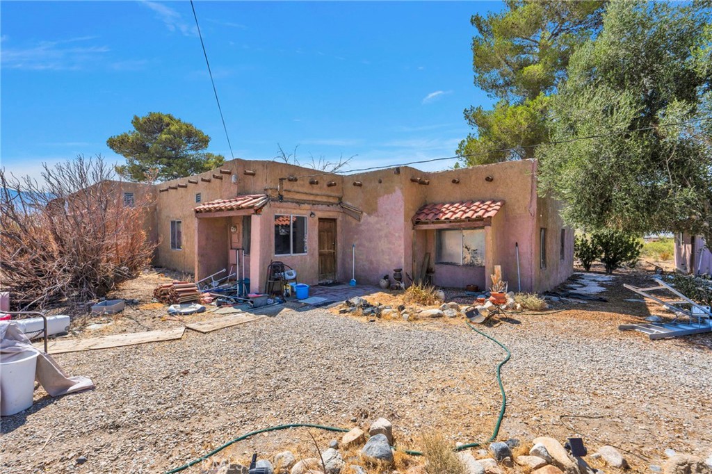 8960 Anza Trail