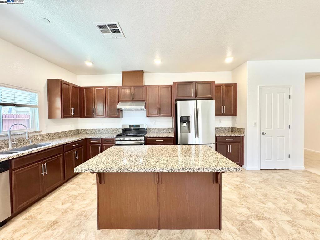 Not Listed - Residential