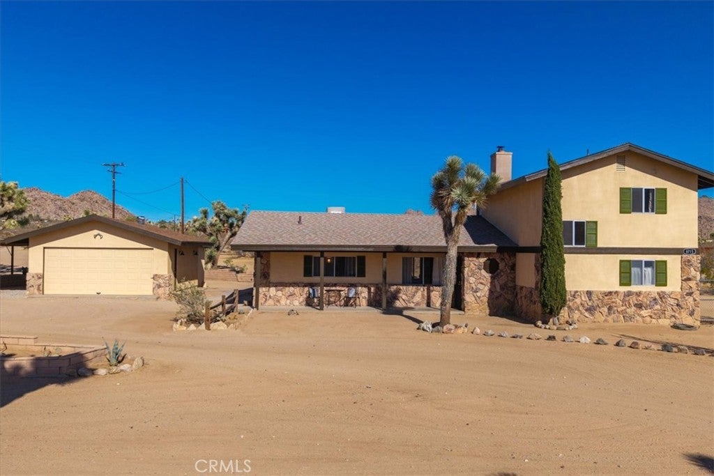 8715 Desert Shadows Road