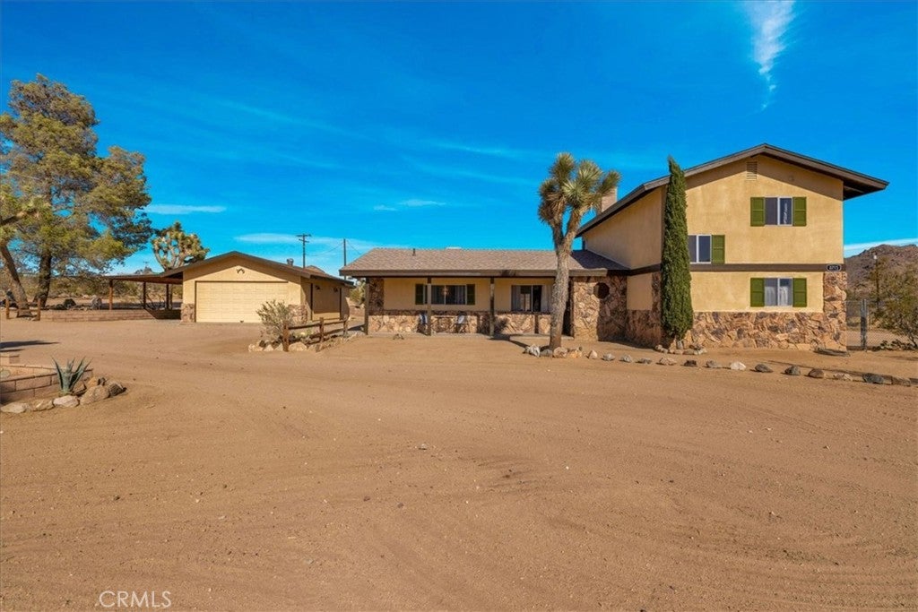 8715 Desert Shadows Road