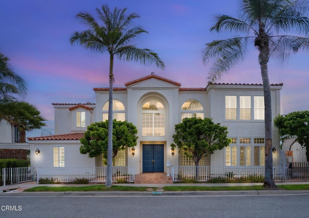 Photo of 2000 Peninsula Road, Oxnard, CA 93035 (MLS # V1-35203)