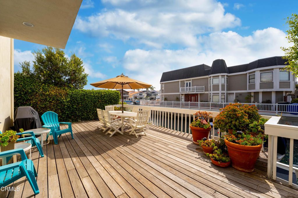 Photo of 2000 Peninsula Road, Oxnard, CA 93035 (MLS # V1-35203)