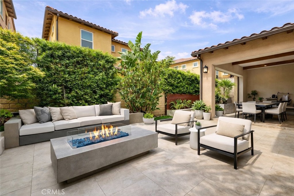 328 Pinnacle Drive