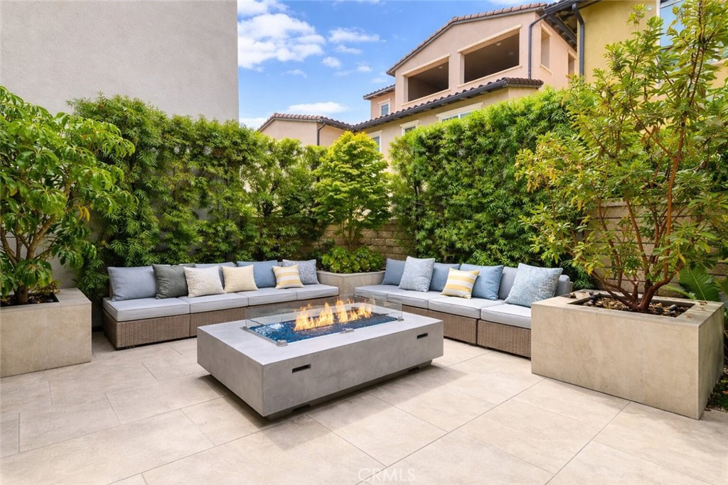 328 Pinnacle Drive