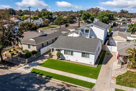 Photo of 6025 Bellflower Blvd, Lakewood, CA 90713 (MLS # RS26088235)