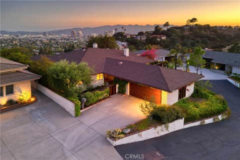 Photo of 1625 Oakengate Drive, Glendale, CA 91207 (MLS # GD26164349)