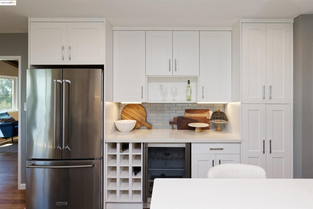 OAKMORE UPPER - Residential