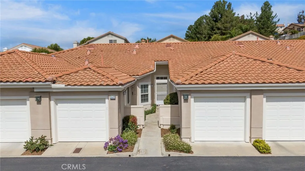 Mission Viejo, California 92692, United States, 2 Bedrooms Bedrooms, ,2 BathroomsBathrooms,Residential,Active,98208
