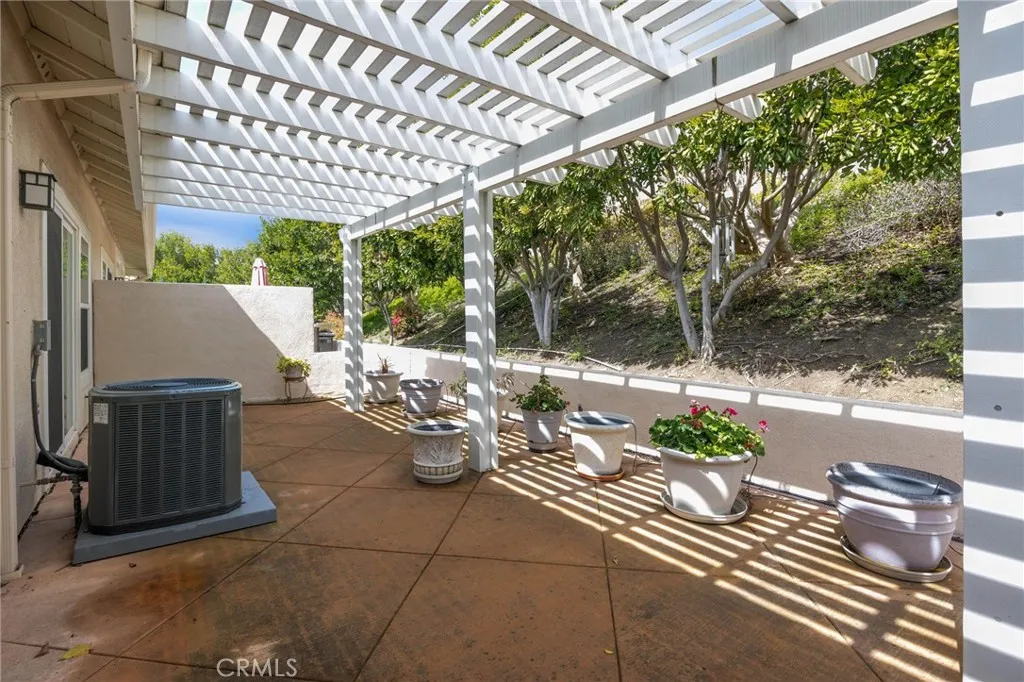 Mission Viejo, California 92692, United States, 2 Bedrooms Bedrooms, ,2 BathroomsBathrooms,Residential,Active,98208