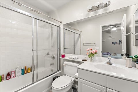Tiny photo for 37841 Veranda WAY, Murrieta, CA 92563 (MLS # SW26229212)