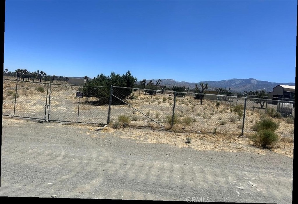 Fantastic opportunity to own over 2.05 acres of flat, buildable land in the growing community of Phelan! This spacious parcel offers a peaceful, rural setting with panoramic desert and mountain views—ideal for building your dream home, ranch, or investment property. Located within the Snowline Joint Unified School District, this property provides plenty of room for horses, toys, and more.
Utilities appear to be nearby (buyer to verify), and there's easy access to paved roads, shopping, schools, and Highway 138. Enjoy wide open space, clean air, and endless potential in this desirable High Desert location.
Buyer to verify all zoning, utility access, and property boundaries.