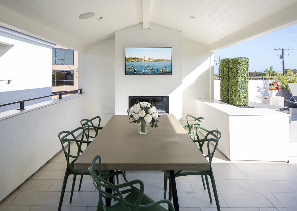 Corona del Mar South of PCH (CDMS) - Residential Lease