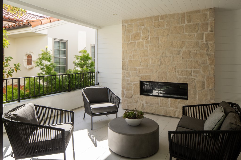 Corona del Mar South of PCH (CDMS) - Residential Lease