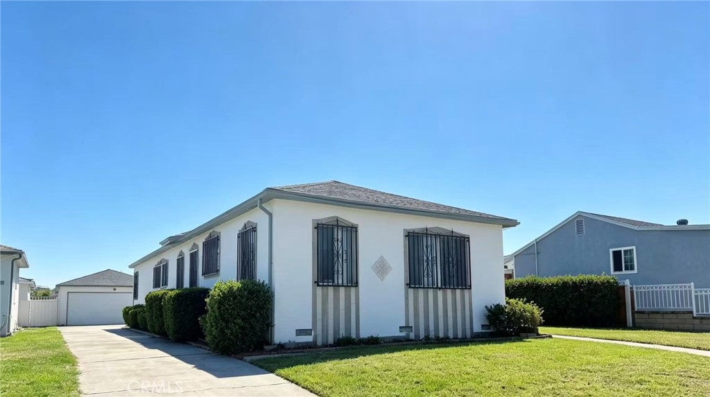1305 S Ethel